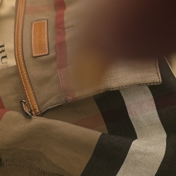 BURBERRY HOBO BAG. Added Video For. Make Offer Through The App Please - Picture 5 of 5